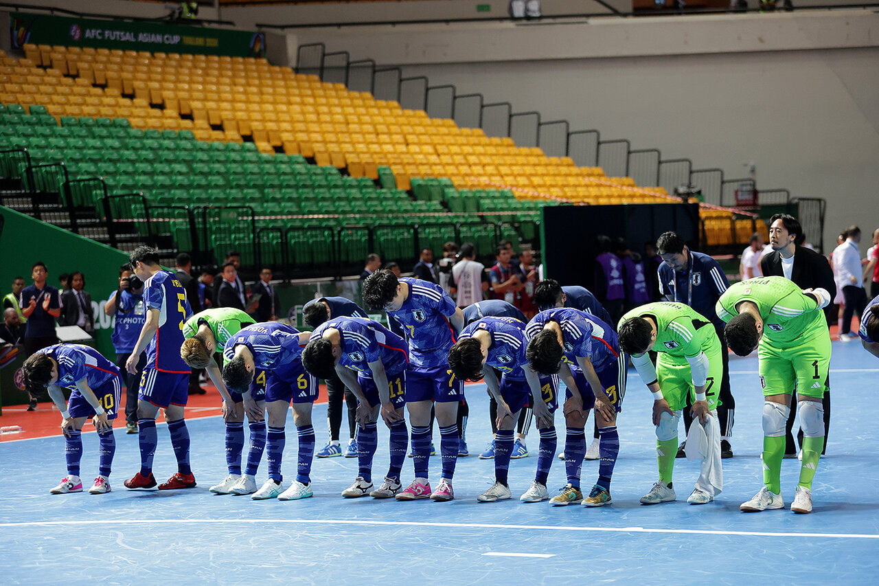 واکنش بازیکنان و سرمربی ژاپن به حذف تلخ از جام ملتها