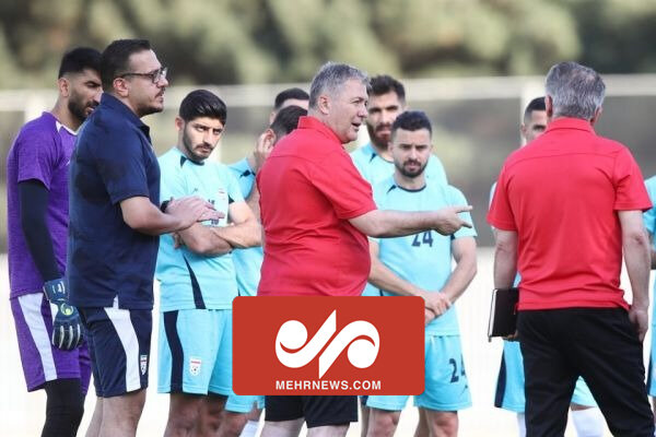 واکنش سرپرست فدراسیون فوتبال به انتقادات ملی پوشان از اردوی قطر