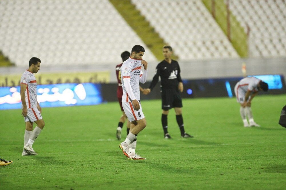 واکنش عجیب بازیکن پرسپولیس که یک دقیقه بازی کرد ولی خسته شد!