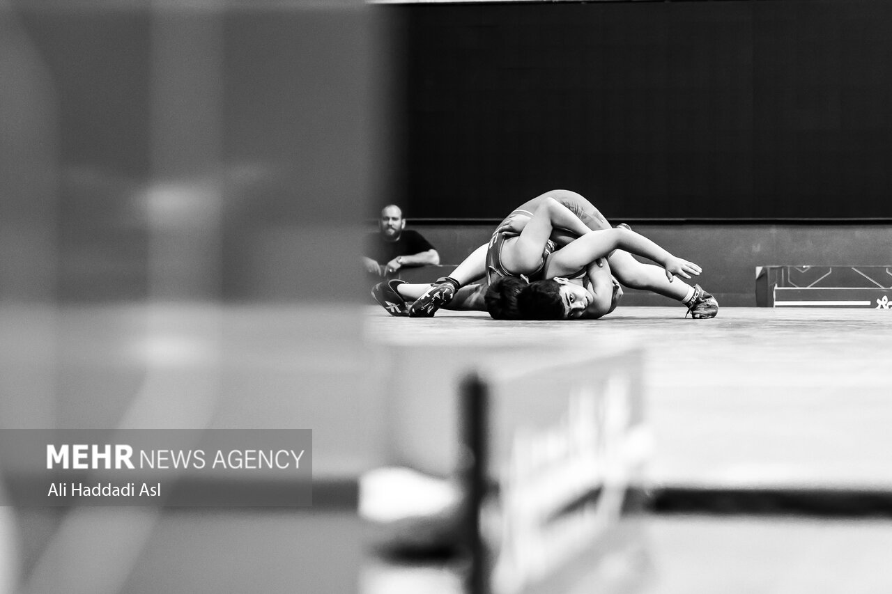 واکنش فدراسیون کشتی به ابتلای چند کشتی‌گیر به بیماری پوستی