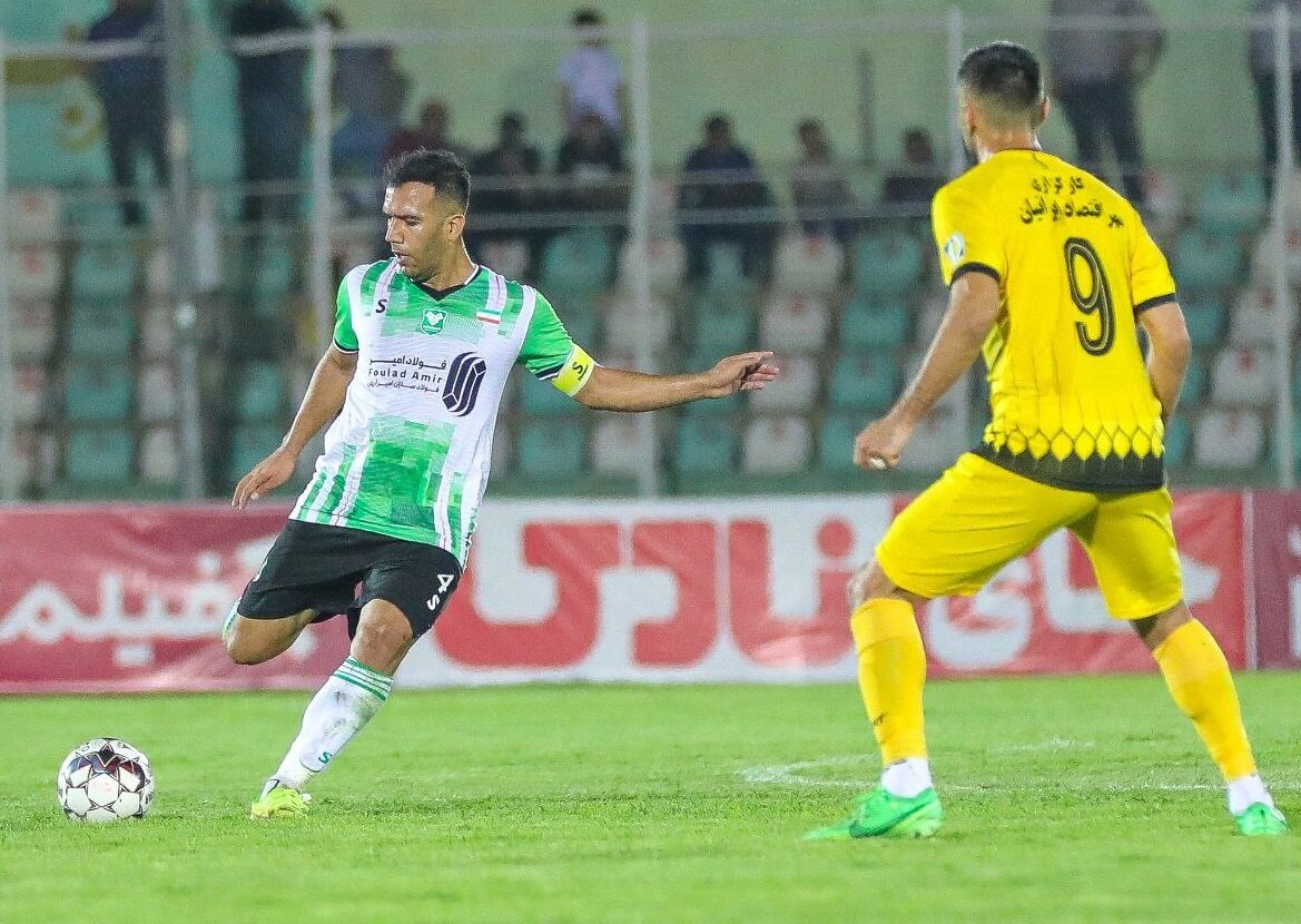 واکنش کارشناس داوری به حواشی بازی خیبر/مرادی:۲گل سپاهان
مردود بود