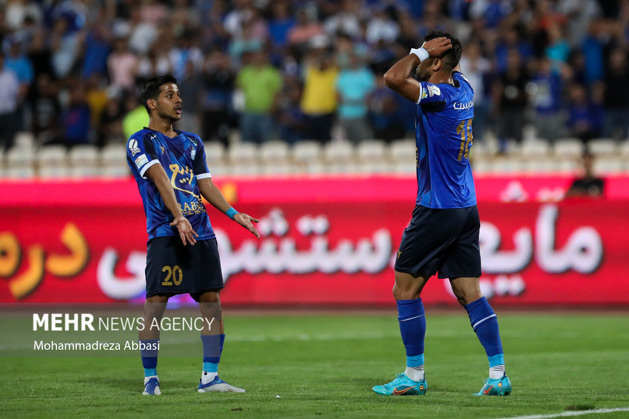 واگذاری استقلال و پرسپولیس به شرکتهای خودروسازی