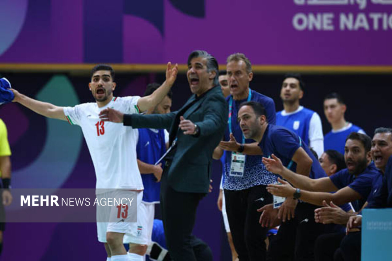 وحید شمسایی: از غیرت بازیکنانم خوشحالم؛ مربیانم من را حلال کنند