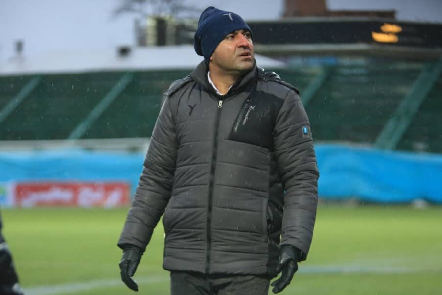 وحید فاضلی از مربیگری تراکتور استعفا کرد