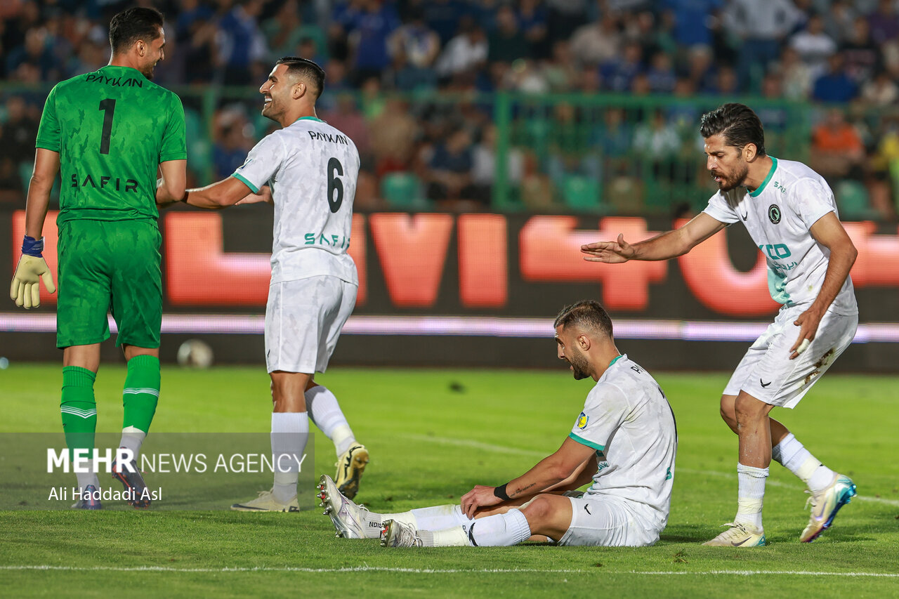 ورزشگاه انقلاب کرج وارد لیگ برتر شد/ کوچ پیکان به استان البرز