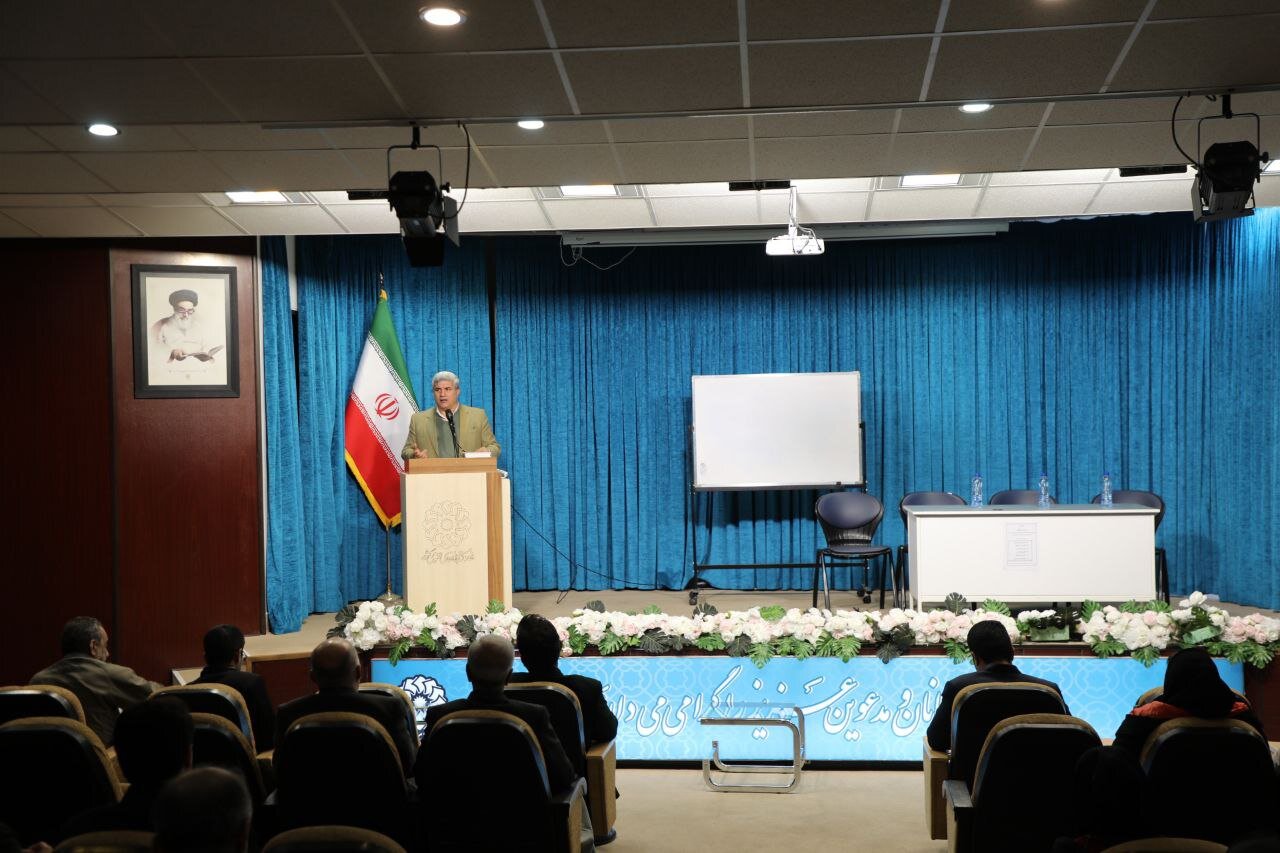 ورمقانی: سمنها با نقدهای دلسوزانه، بازوی اصلاحگر مدیریت استان باشند