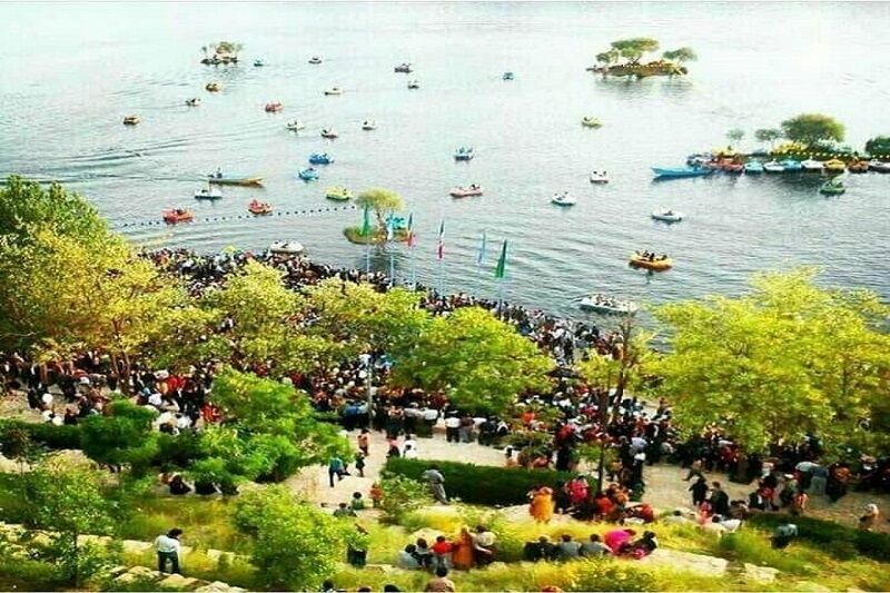 ورود تورهای گردشگری به کردستان ۱۰۰ درصد افزایش یافت