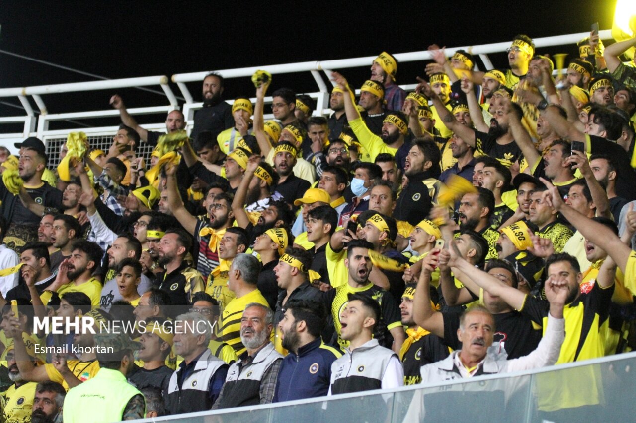 وریا در آغوش جیمی جامپ/ پاتوسی یاد گل نقش جهان را زنده کرد