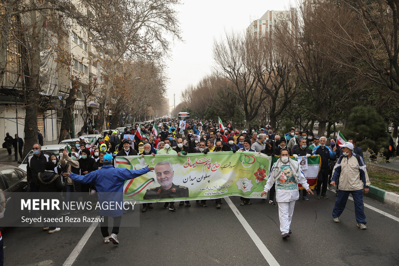 وزارت ورزش ۲۶ رشته راازفدراسیون همگانی گرفت/پیاده روی همگانی نیست