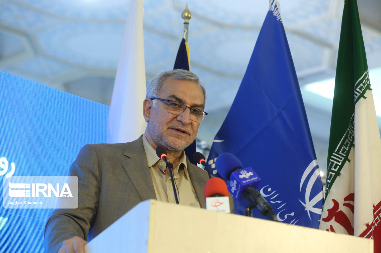 وزیر بهداشت: مجلس مالیات سیگار را افزایش دهد