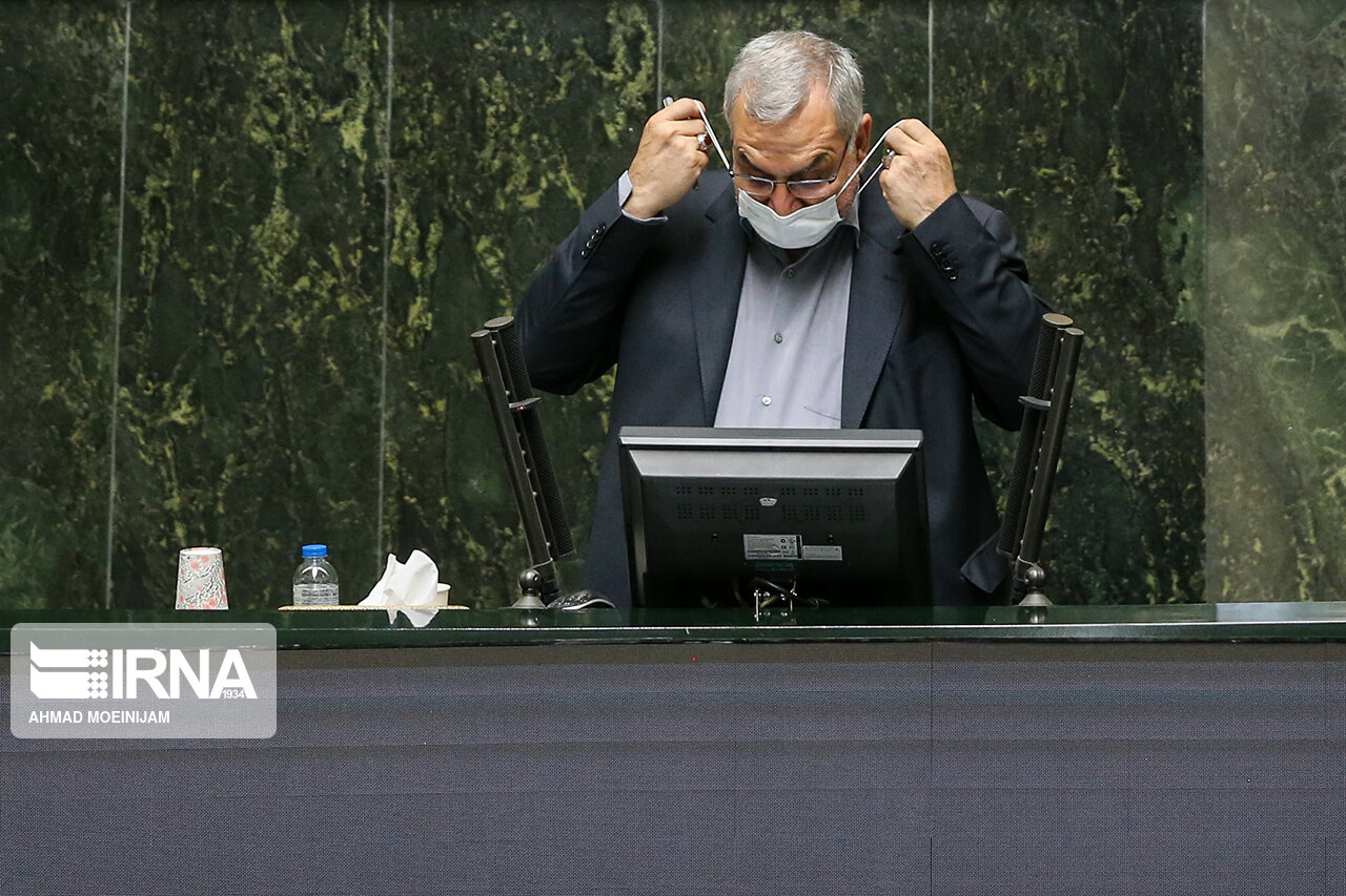 وزیر بهداشت: میزان عوارض ناشی از واکسن کرونا ۱ درصد در یک میلیون نفر بوده است