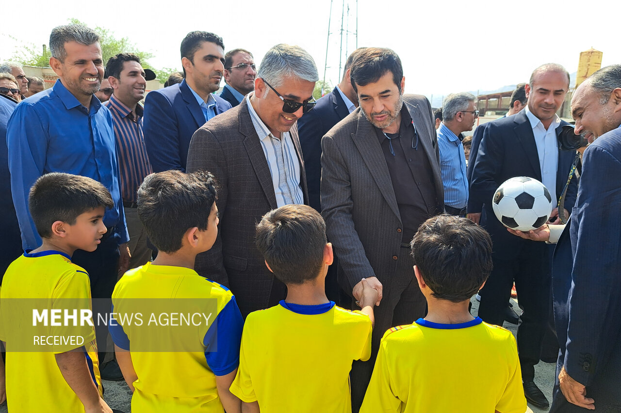 وزیر ورزش با ریلگذاری نوین خون تازهای در رگهای ورزش جاری
کند