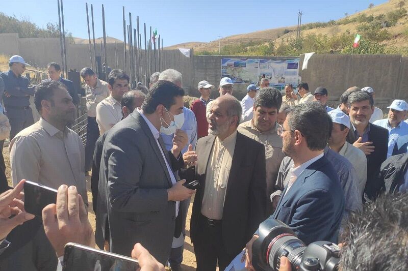 وزیر کشور از تصفیه خانه آب سنندج بازدید کرد