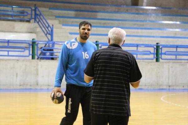 وسلین مربی بزرگی است/ به حضور مربیان دروازه‌بانی نیاز داریم