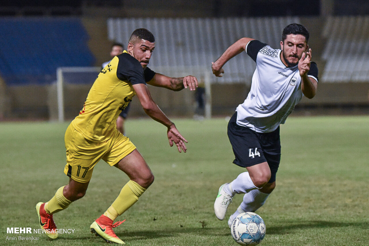 وضعیت میزبانی تیم فوتبال فجر شهید سپاسی شیراز شنبه مشخص می شود