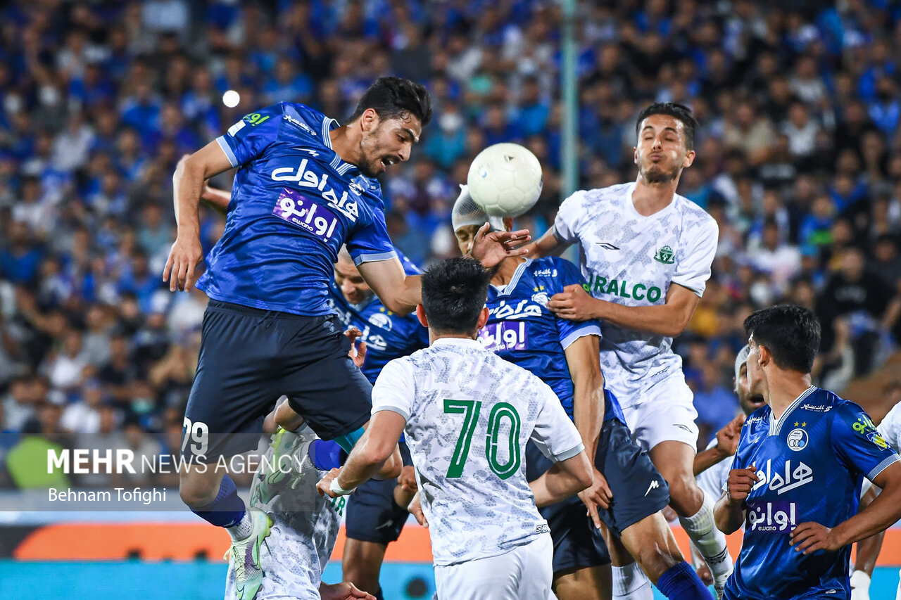 وضعیت نگران کننده خط دفاعی استقلال/ آبیها فعلا یک مدافع دارند!