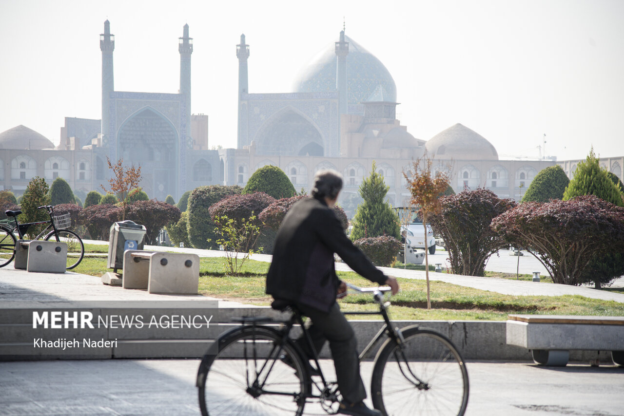 وضعیت هوای اصفهان همچنان قرمز است