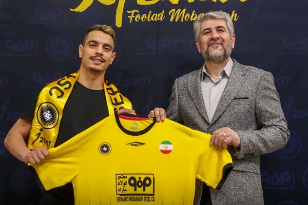 ویسام بن یدر رسماً به تیم سپاهان پیوست