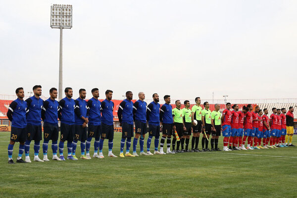 پاداش قهرمانی استقلال پرداخت می‌شود