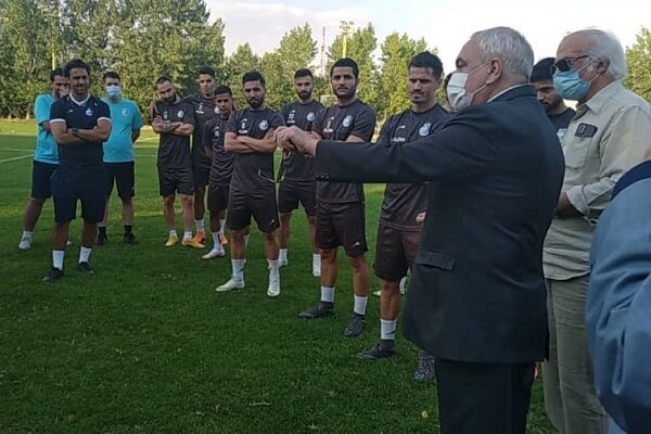 پاشازاده: مدیرعامل جدید میتواند گلیم استقلال را از آب بیرون بکشد