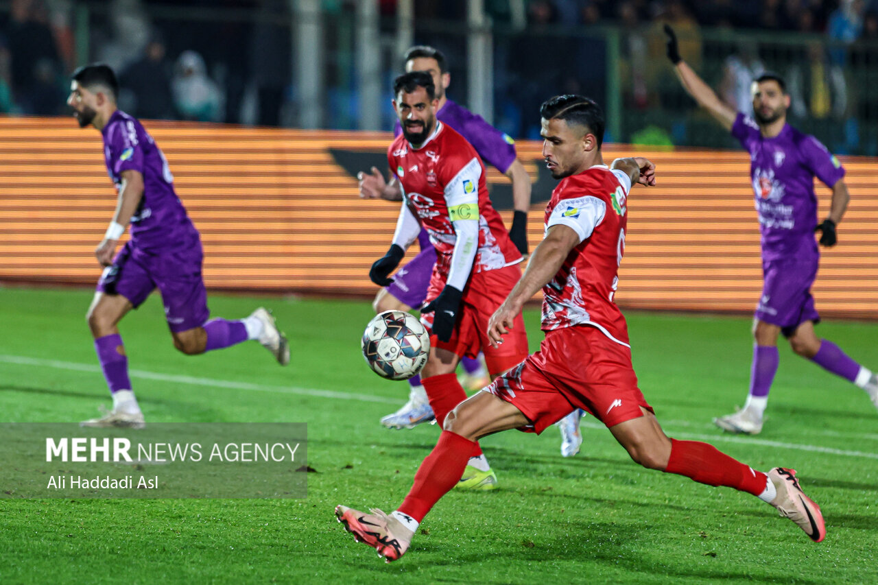 پایان خوش تراکتور و پرسپولیس و جایگاه کمسابقه استقلال در نیم فصل + جدول