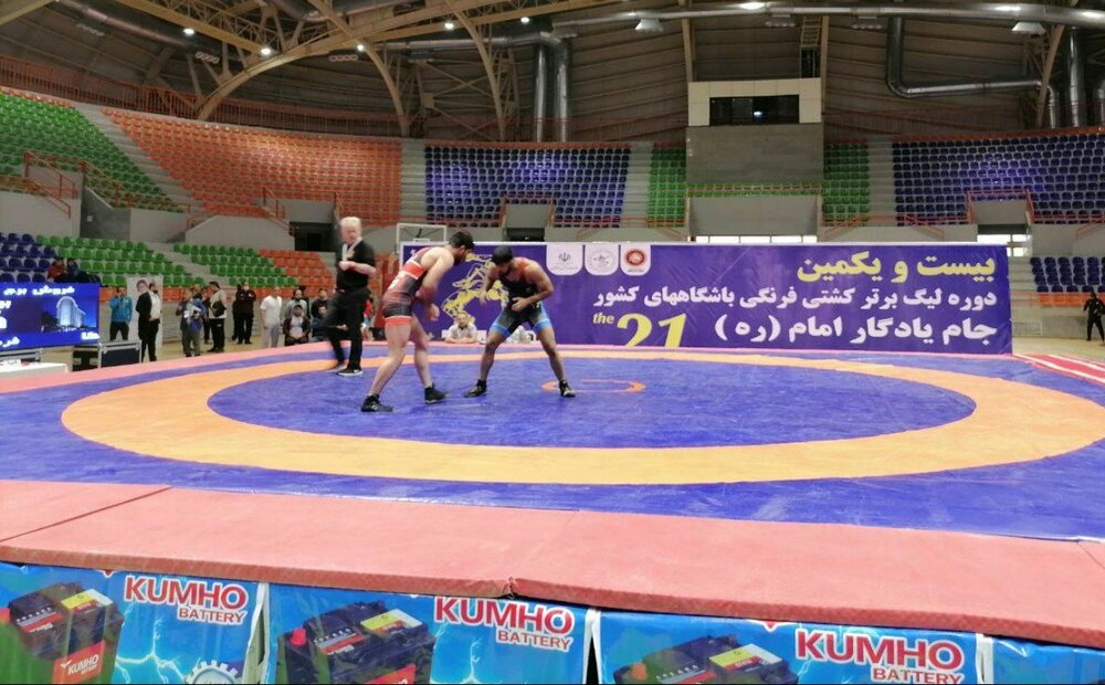 پایان دور رفت لیگ برتر کشتی فرنگی کشور در شهر  سنندج