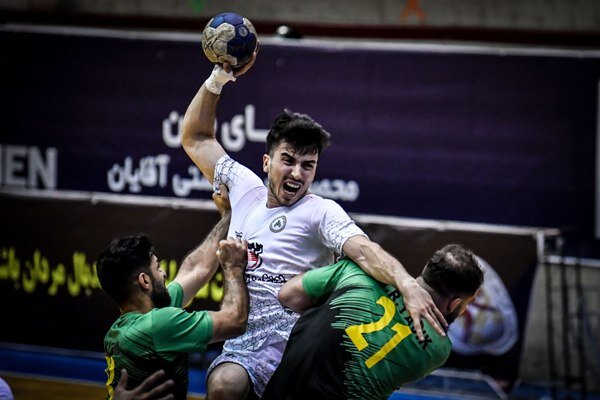 پایان روز دوم با برتری زغال سنگ طبس و فولاد سپاهان اصفهان