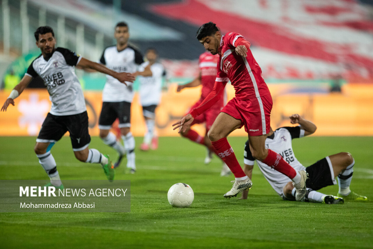 پایان فصل هوادار را در نیمه بالای جدول میبینید