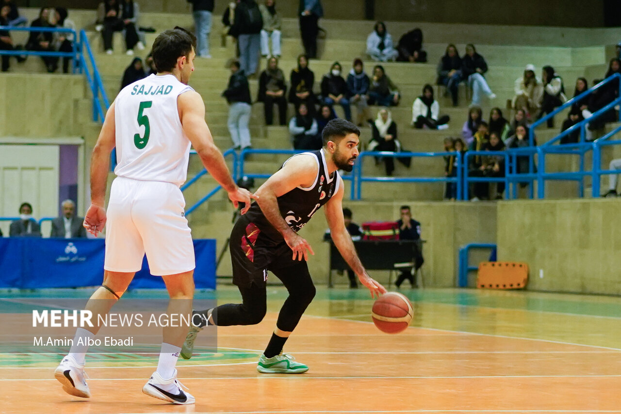 پایان هفته بیست و دوم لیگ بسکتبال با شکست مدافع عنوان قهرمانی