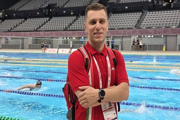 پایان کار شناگر ایران در ۱۰۰ متر قورباغه؛ محمودی رکوردش را ارتقا داد