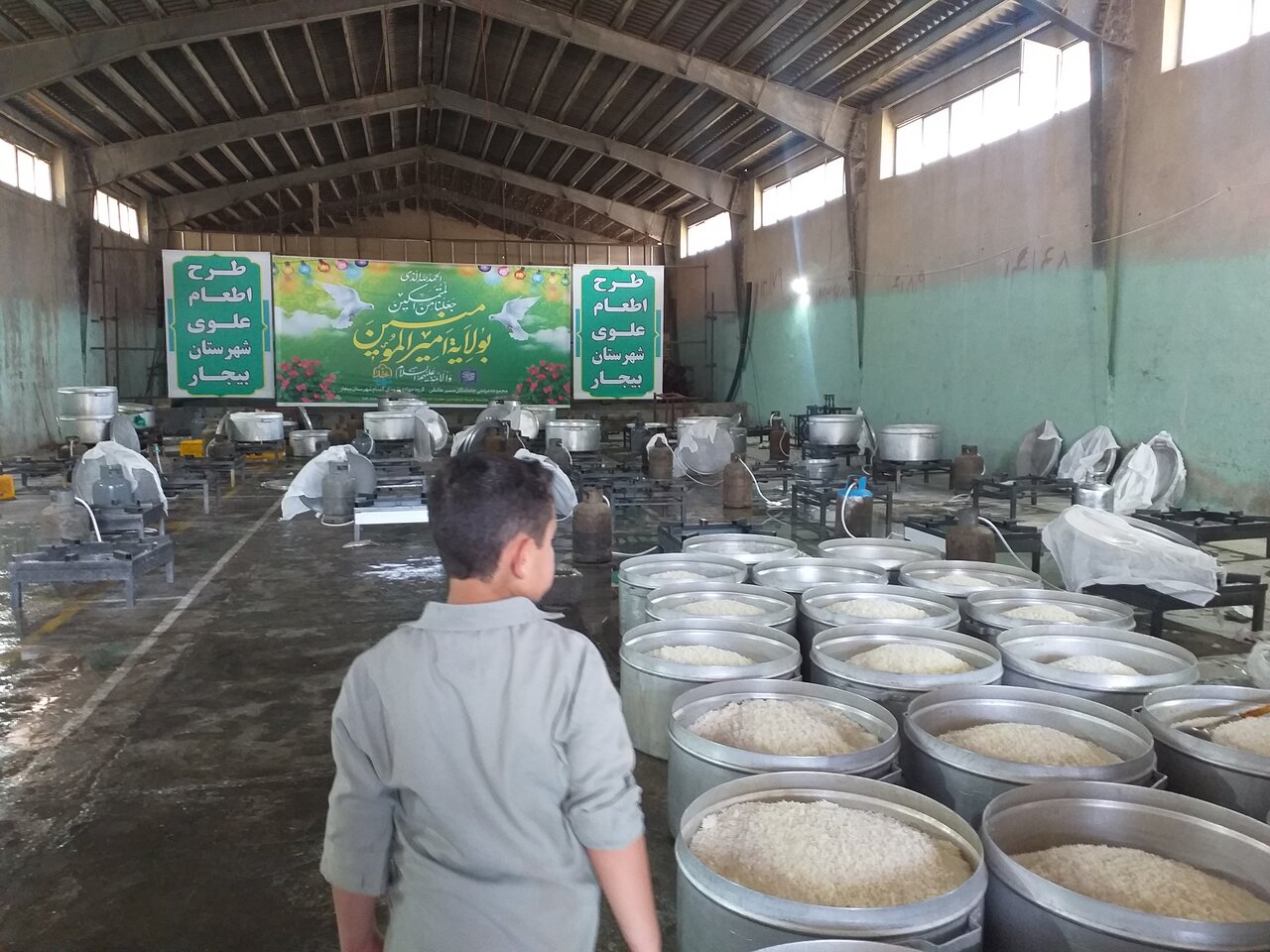 پخت ۱۱۰ دیگ غذا به مناسبت  روز غدیر در بیجار؛ اطعام ۲۰ هزار نفر