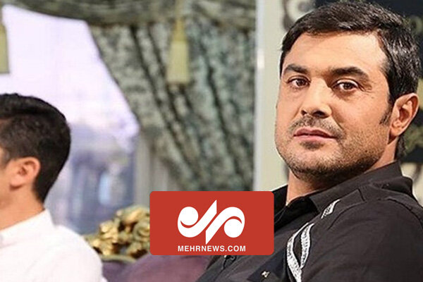 پذیرایی دروازهبان سابق تیم ملی از زائران حرم امام رضا(ع)