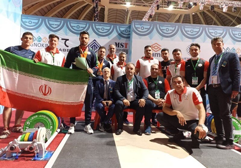 پرداخت پاداش دلاری مدالآوران وزنهبرداری در تاشکند