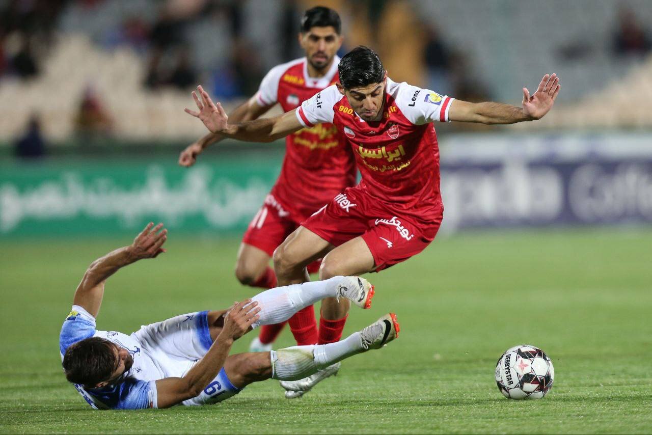 پرسپولیس امسال هم قهرمان لیگ میشود/ حاشیههای استقلال زیاداست