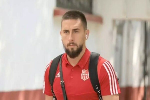 پرسپولیس با دروازهبان الجزایری به توافق ۲ ساله رسید