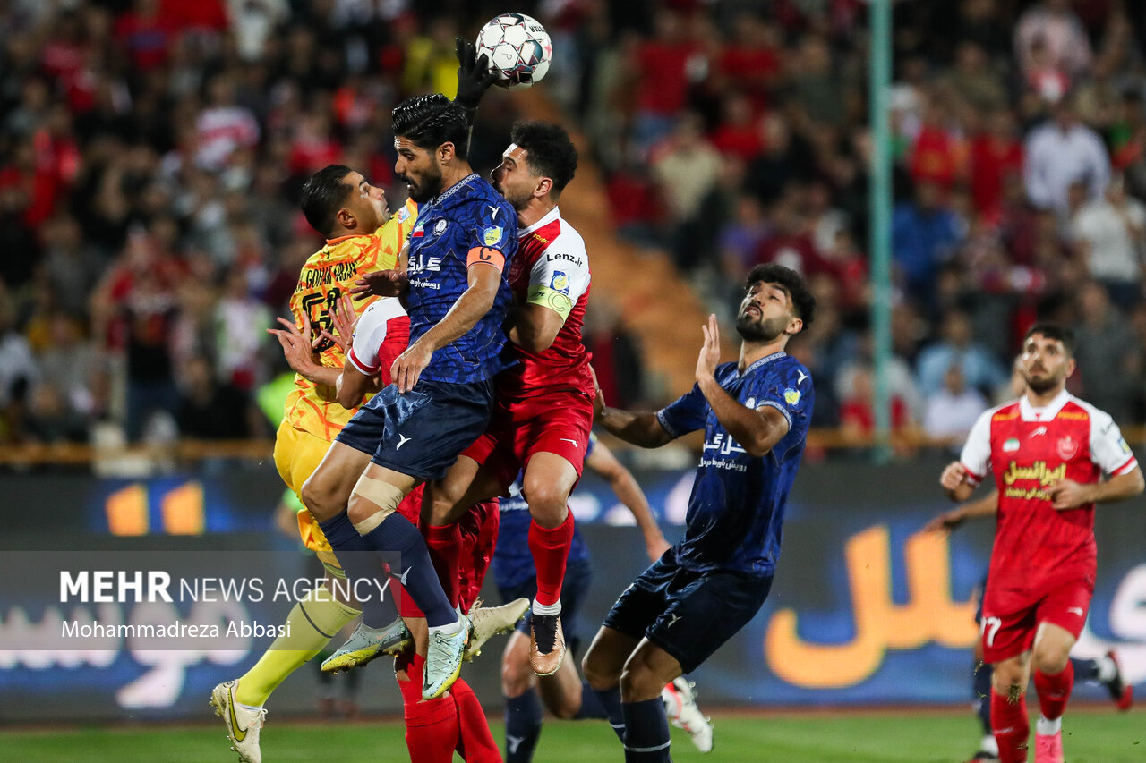 پرسپولیس با شرایط سخت مقابل پیکان/صنعت نفت دنبال امتیازخانگی