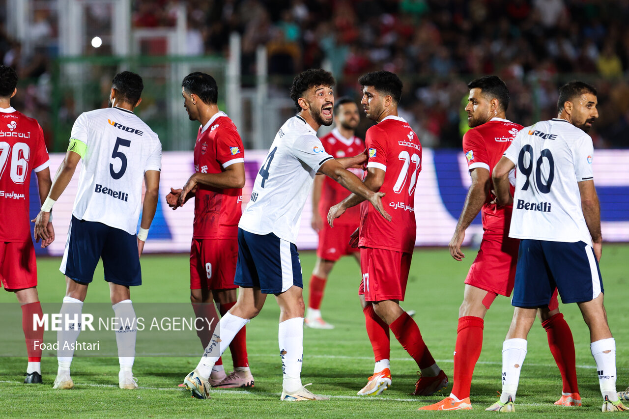 پرسپولیس به دنبال صدر از کنار مرداب انزلی/ امید گل‌گهر به ملوان!