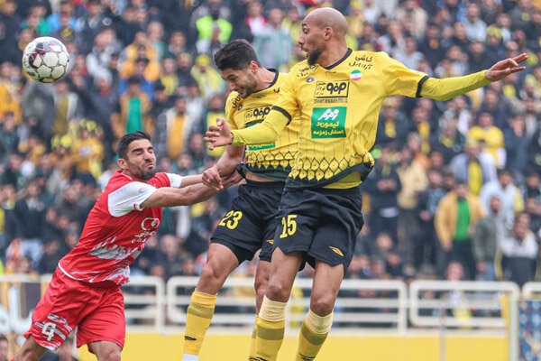 پرسپولیس جلوی رکورد سپاهان را می گیرد؟