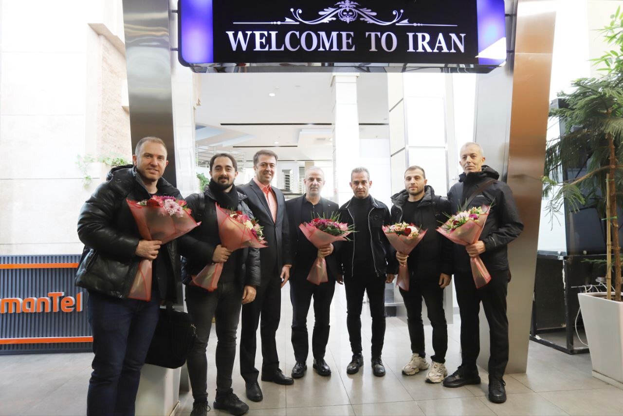 پرسپولیس دنبال راهکار برای ورود خارجی ها به تهران