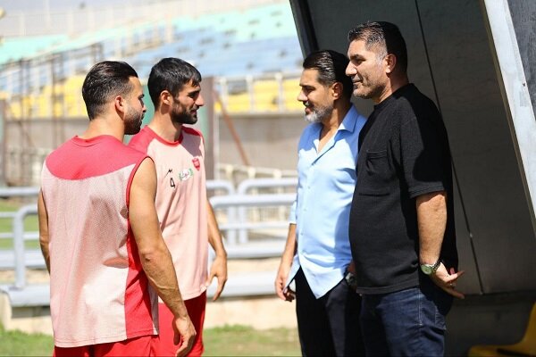 پرسپولیس یک سروگردن بالاتر از استقلال است/ تاثیر غیبت
ارونوف