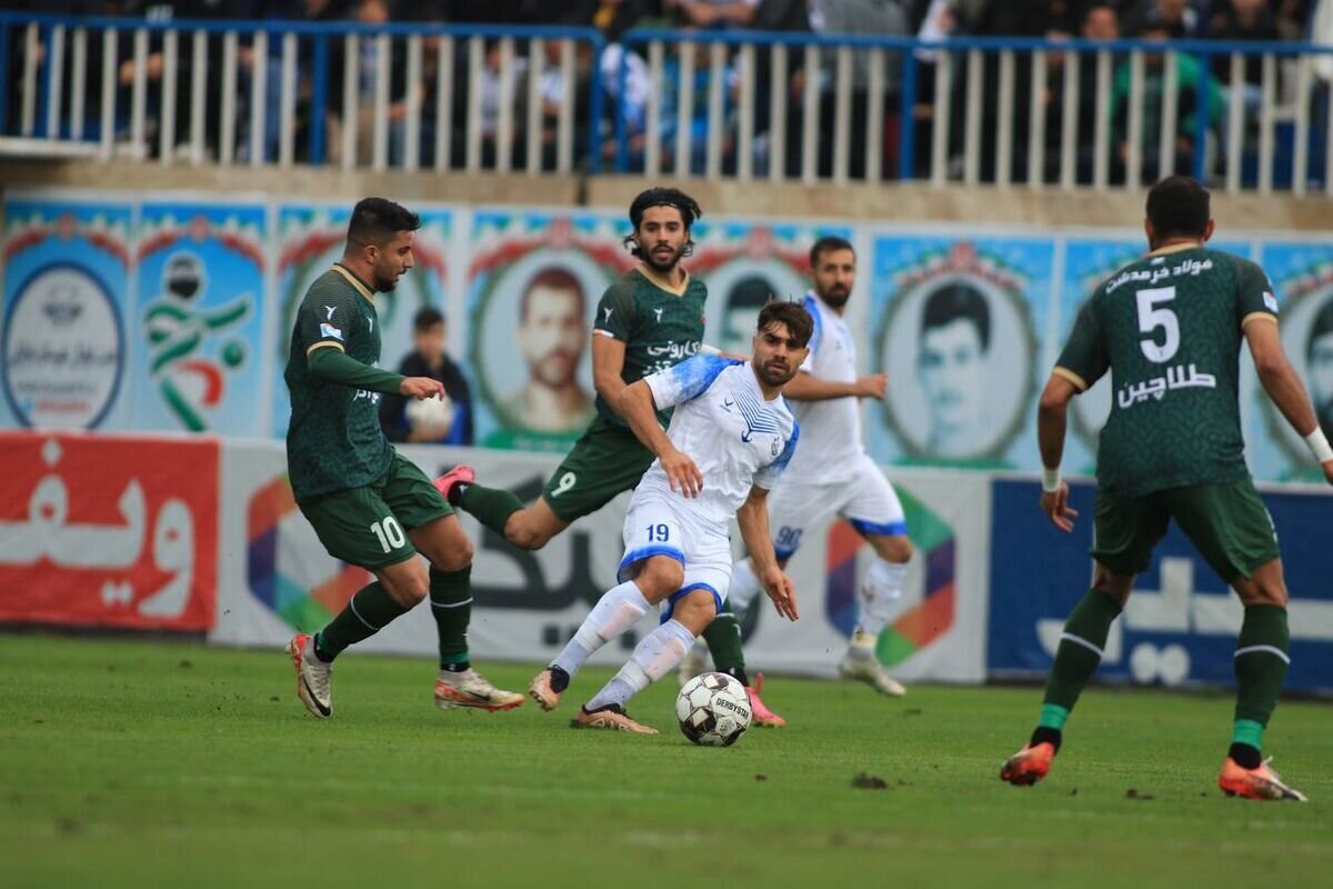 پرواز «قوی سپید» به رده دوم/ هوادار ملوان به بیمارستان منتقل
شد