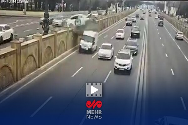 پرواز یک خودرو در باکو آذربایجان