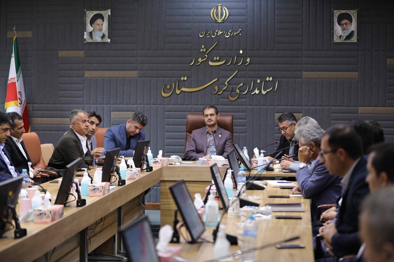 پروژههای کلان سرمایهگذاری در شهرهای کردستان اجراشود