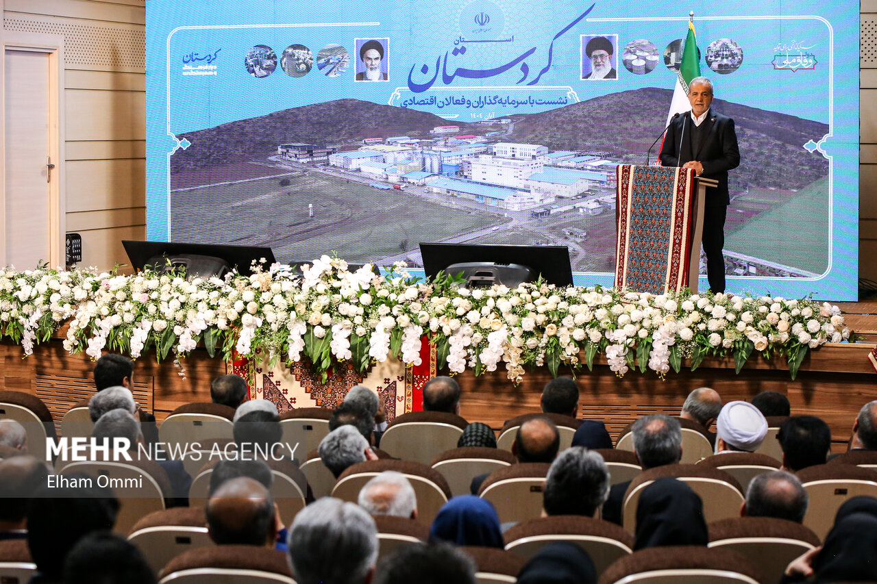 پزشکیان: نباید اجازه داد منافع شخصی مانع خدمت به مردم شود