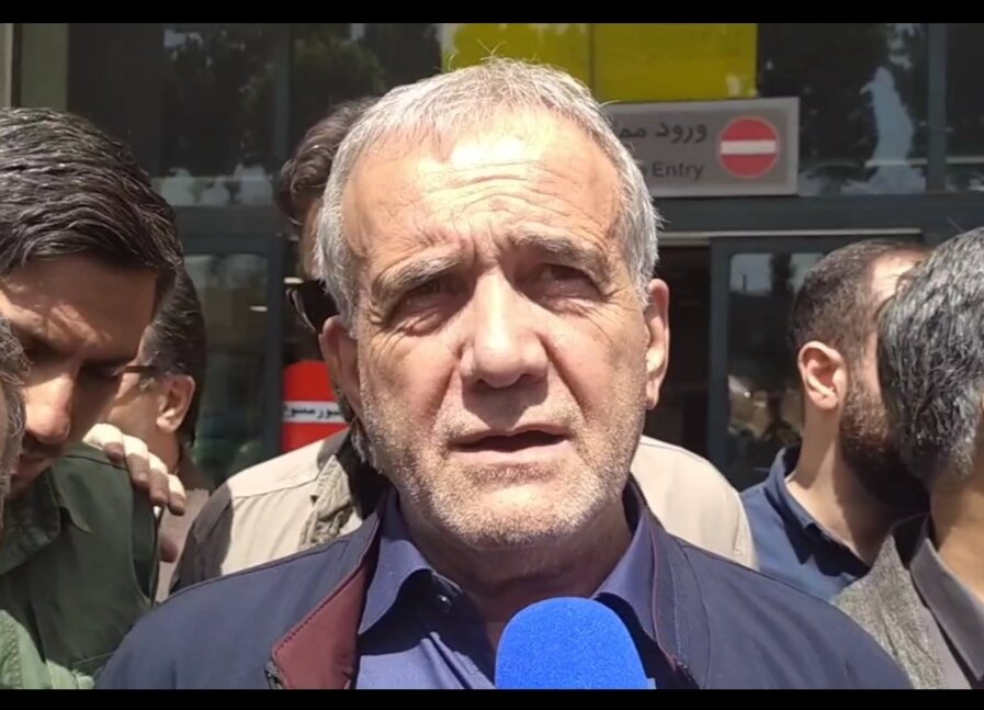 «پزشکیان» وارد سنندج شد
