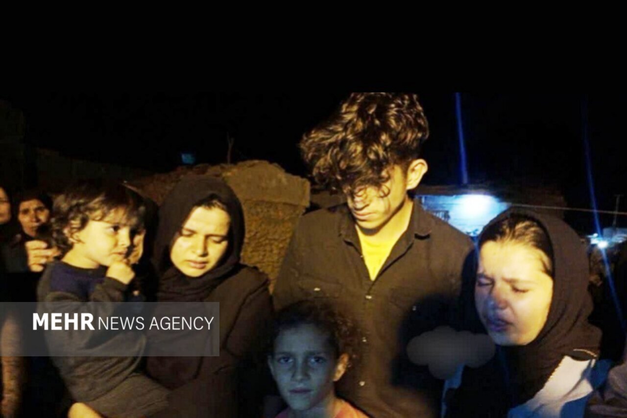 پسرم ۵ فرزند کوچک دارد / «محمد» در راه اسلام شهید شد