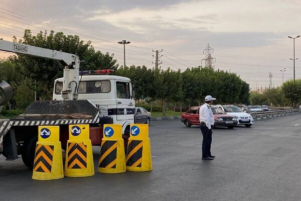 پلیس جهت نظم بخشی ترافیکی در مراسم جاماندگان اربعین استقرار
یافت