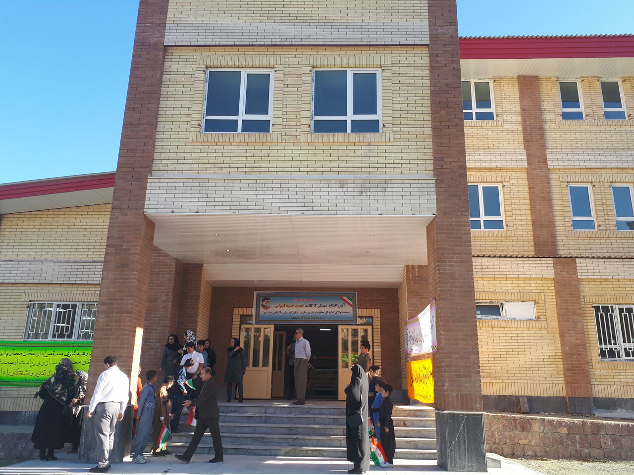 پنج طرح فرهنگی، آموزشی و تولیدی در سنندج افتتاح شد