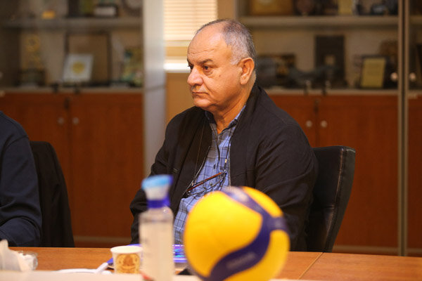 پورحسن مشاور رئیس و سرپرست کمیته داوران فدراسیون والیبالشد