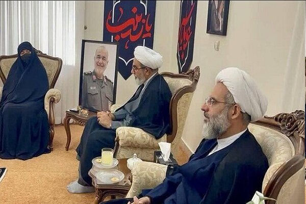 پورخاقان: در زمان مدیریت سردار سلامی پیشرفتهای موشکی و پهپادی رخ داد